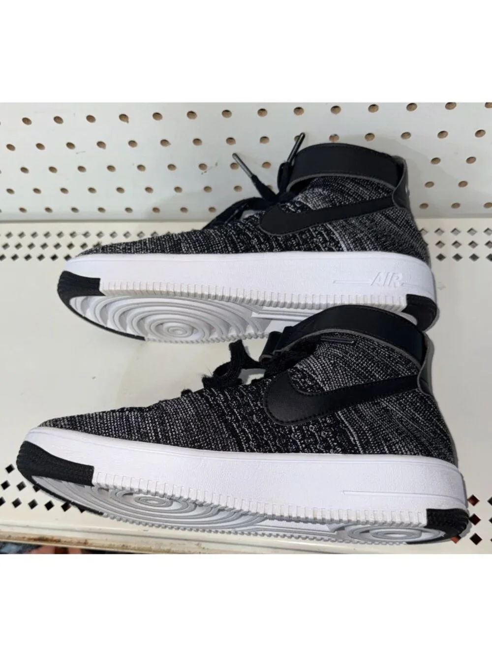 Nike Air Force 1 Ultra Flyknit Mid Oreo Mens Athletic Shoes Sneakers Size 7